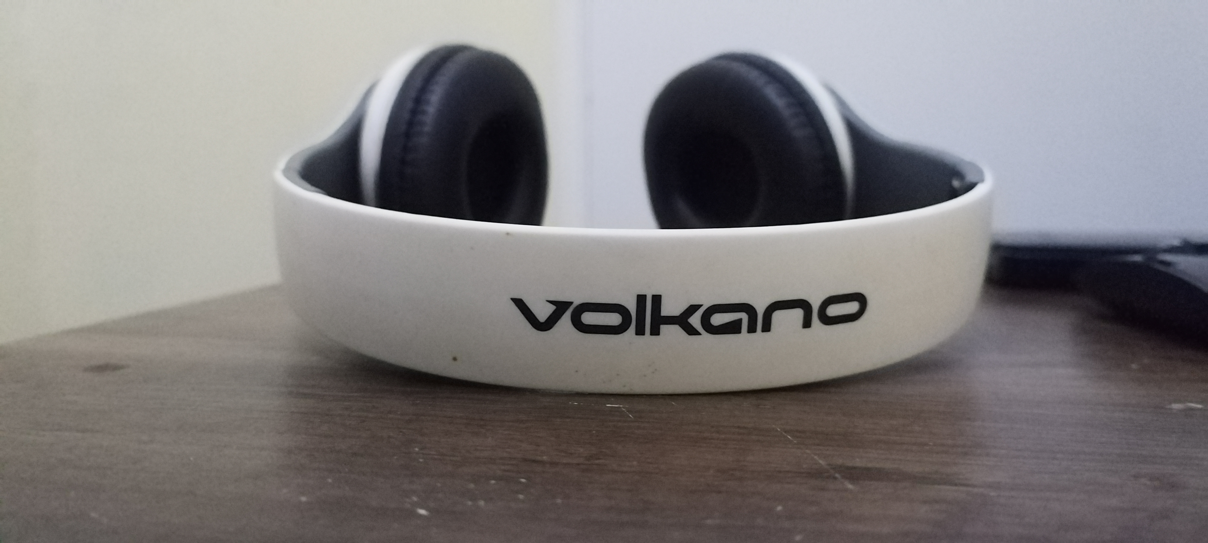 Volkano Wired Headphones 1